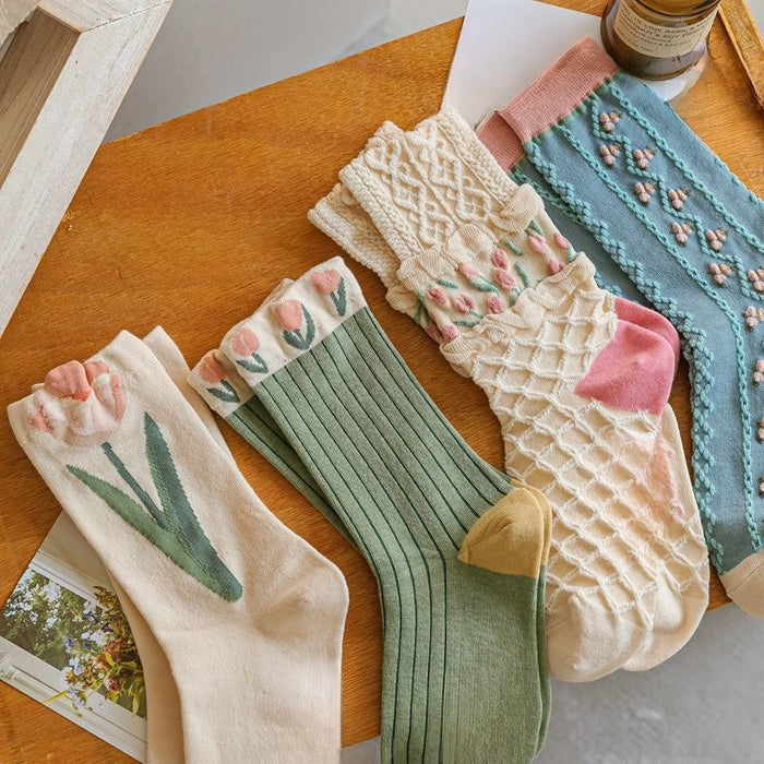 Flower Printed Ruffle Socks