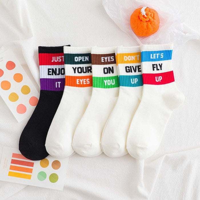5 Pairs Of Warm Casual Printed Socks For Women