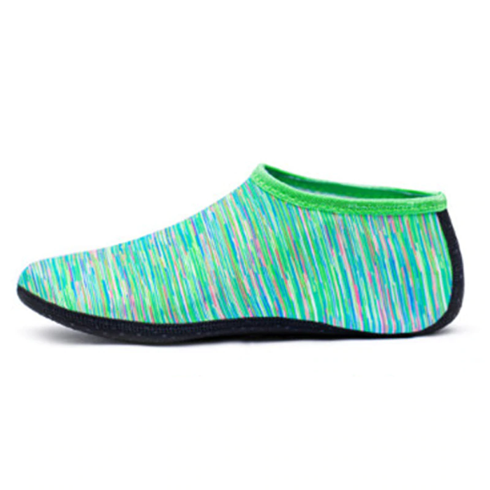 Snorkeling Aqua Socks Water Shoes - Lightweight and Non-Slip for Water Sports
