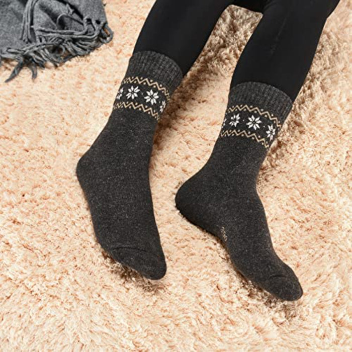 4 Pairs Of Winter Wool Socks For Women